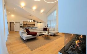 The Rock Complex - The Gallery Penthouse
